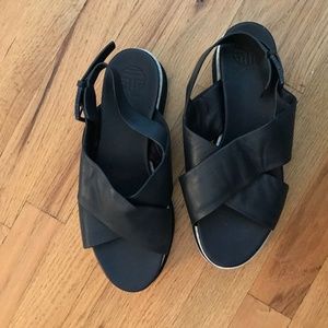 Tory Sport Navy Flatform sandals, size 8